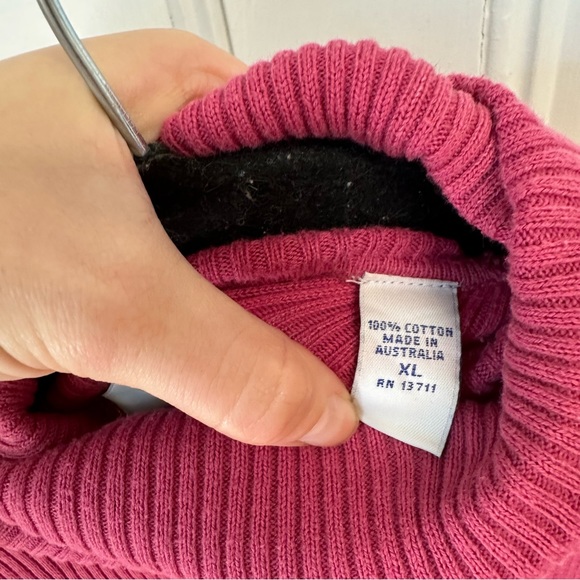 Vintage Q&A Made in Australia Turtleneck - Picture 12 of 13
